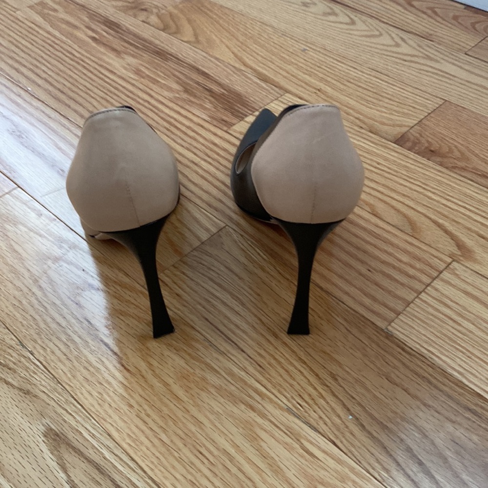Christian Dior Black and Tan Pumps - Picture 3 of 6